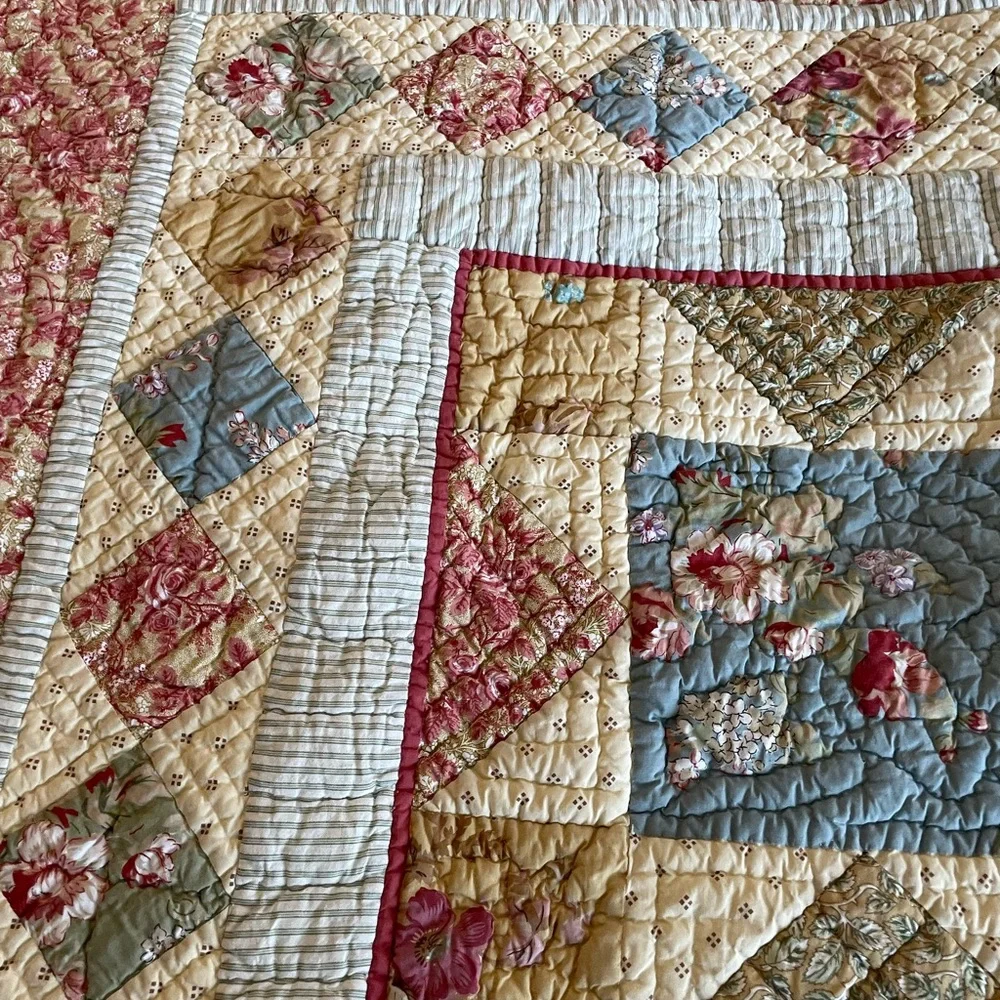 L.L. Bean Multicolor Patchwork Quilt - Picture 6 of 7